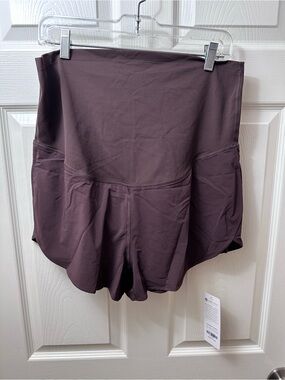 Crz Yoga Maternity Shorts Size XL